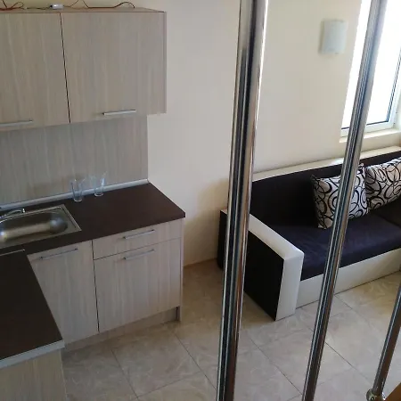 Lucky Family 4* ラヴダ