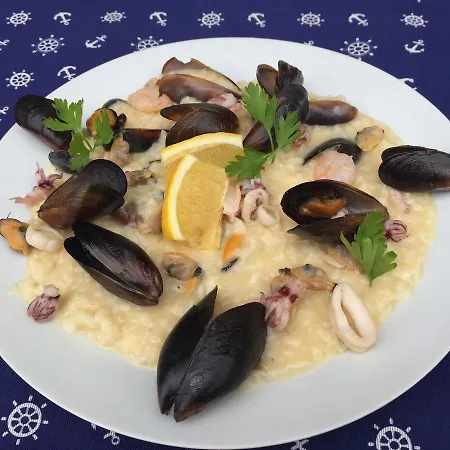 Lucky Family 4* ラヴダ