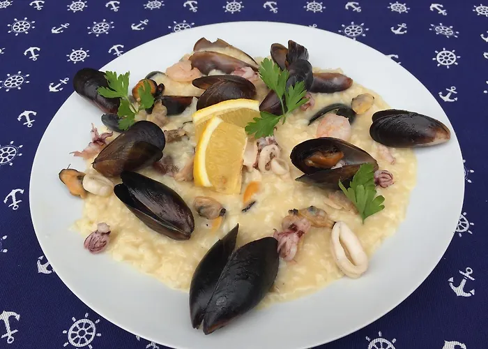 Lucky Family 4* رافدا