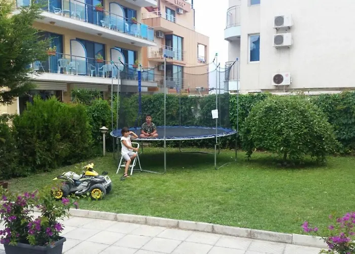 Lucky Family شقة فندقية رافدا