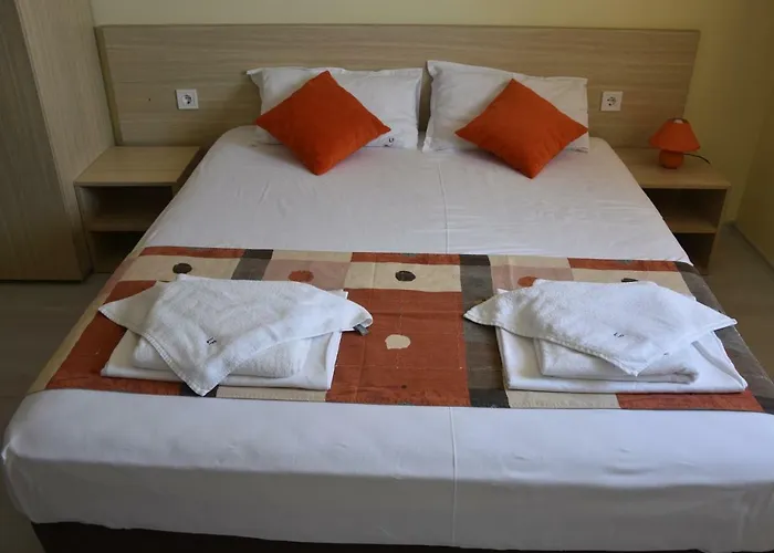 Lucky Family رافدا