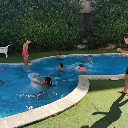 Lucky Family رافدا