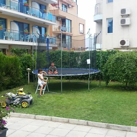 Lucky Family شقة فندقية رافدا