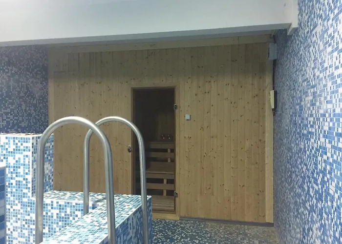 Lucky Family Aparthotel 4*