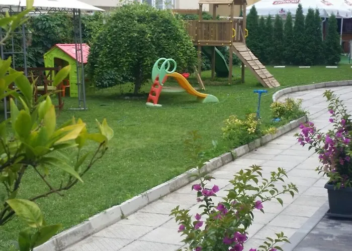 Lucky Family Aparthotel Rawda