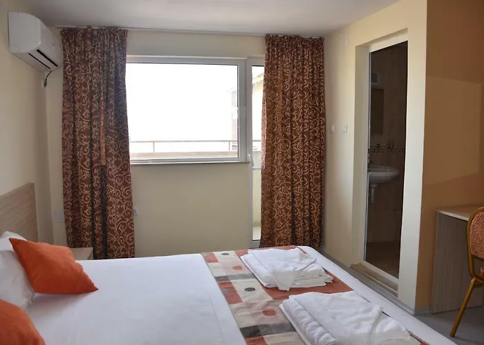 Lucky Family Aparthotel